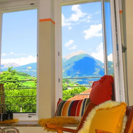 Goldener Herbst In Meran - 