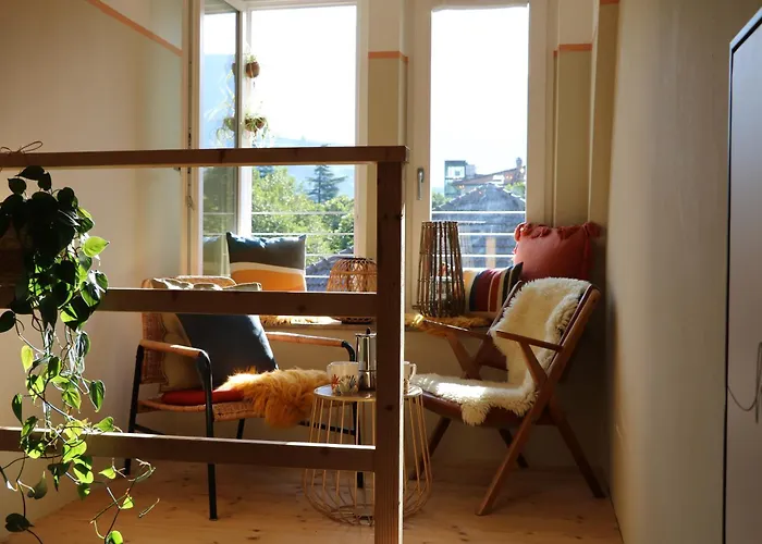 3-zimmer-appartement In Privatvilla, Zentrum, Kostenloser Parkplatz, Mit Gaestekarte アパート メラーノ