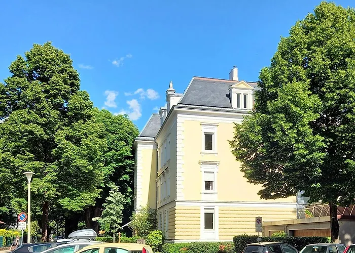 3-zimmer-appartement In Privatvilla, Zentrum, Kostenloser Parkplatz, Mit Gaestekarte アパート *